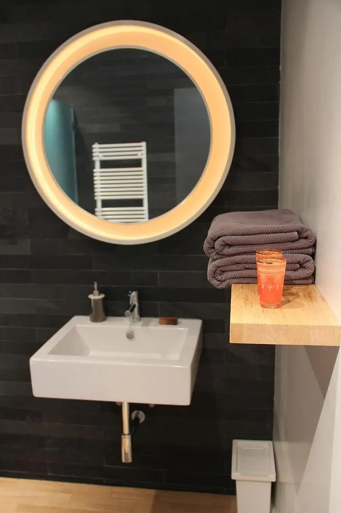 B&B Quatre20Cinq Antwerpen