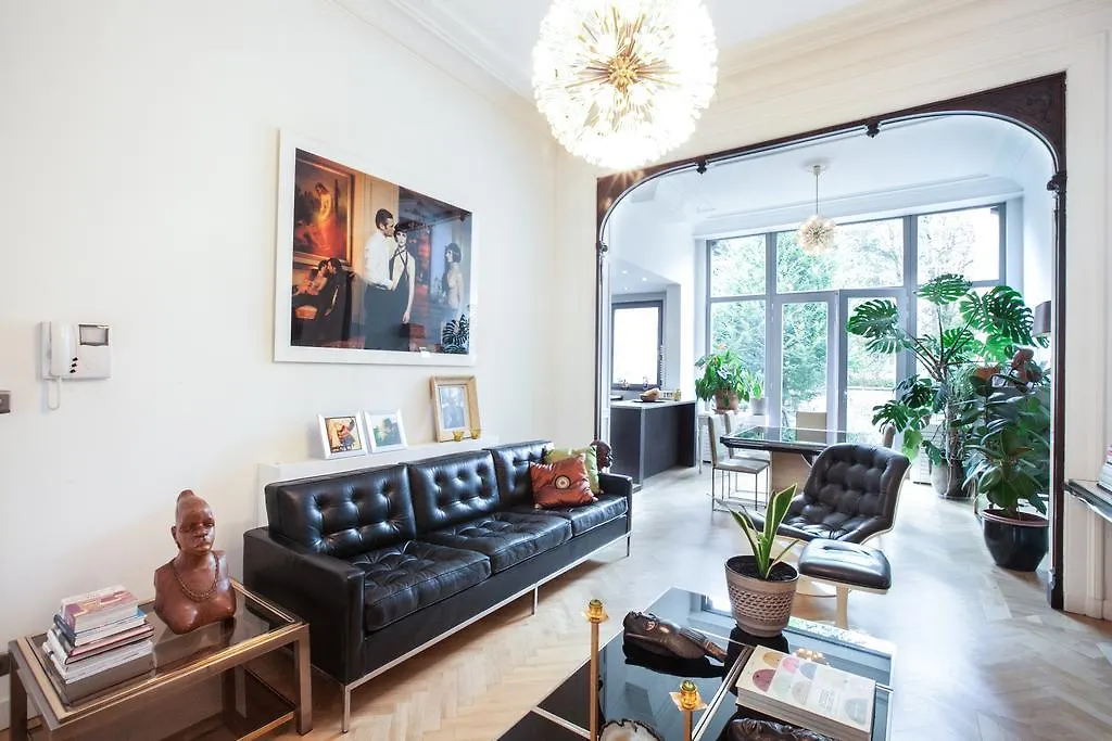 B&B Quatre20Cinq Antwerpen